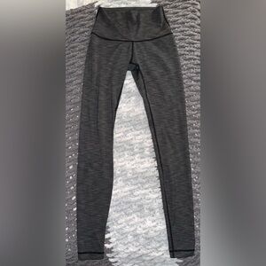 Super cute dark gray lulu lemon leggings